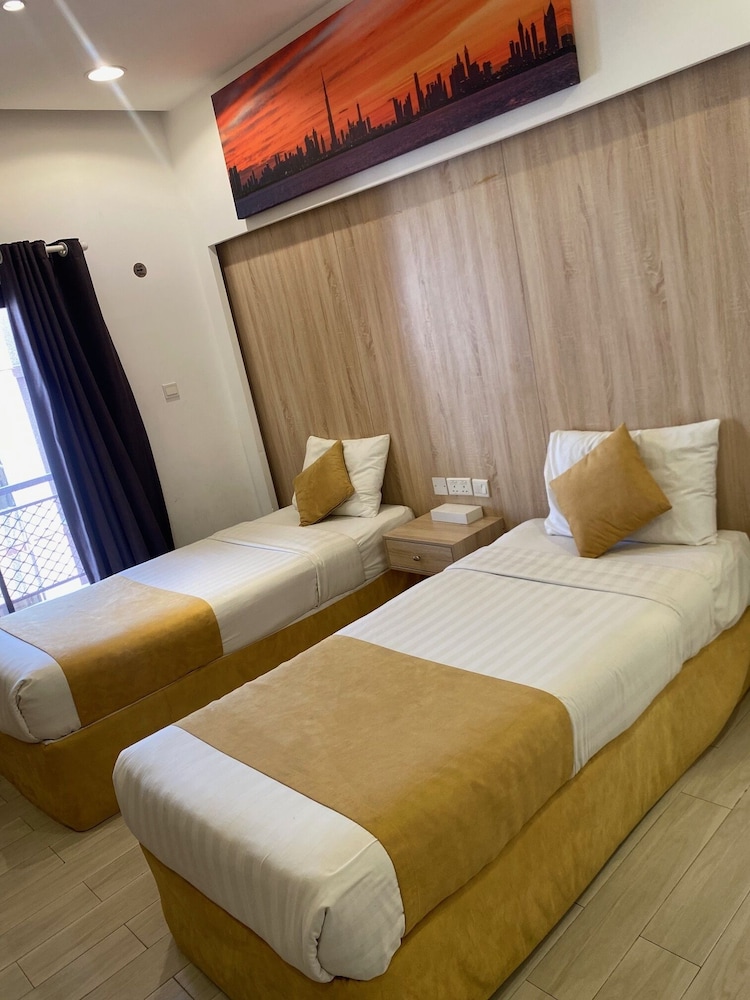 Standard Twin Room photo 2