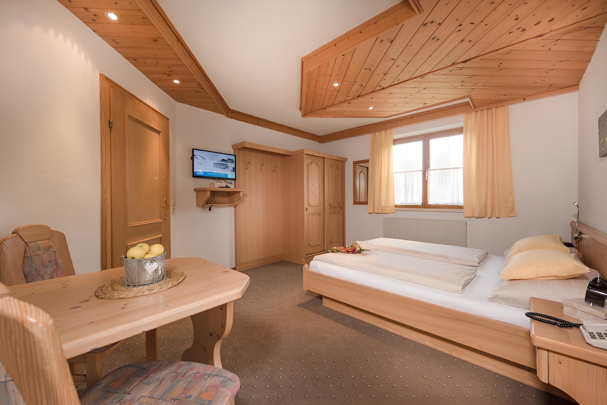 Double Room, Balcony photo 3