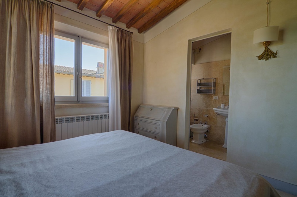 Premier Apartment, Ensuite (Altana) photo 3