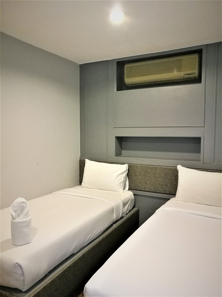 Executive Suite photo 2