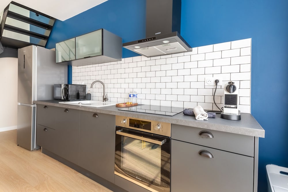 Apartment, Ensuite, City View - Photo 26