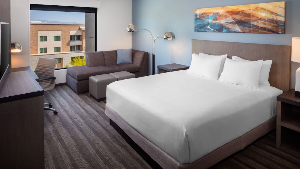 Room, 1 King Bed (Den) - Photo 3