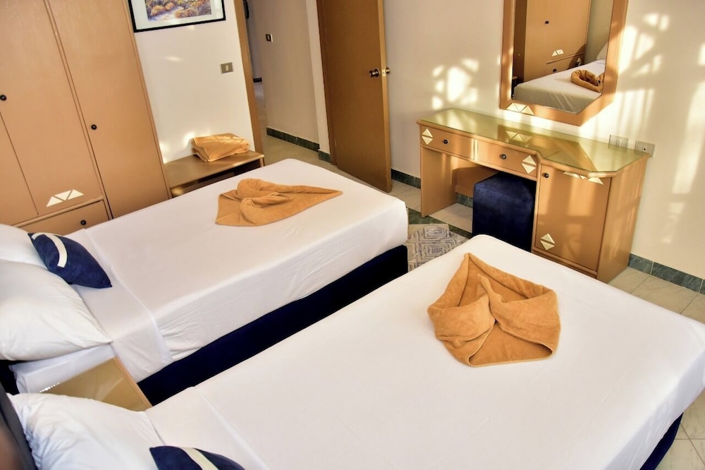 Budget Double Room - Photo 3