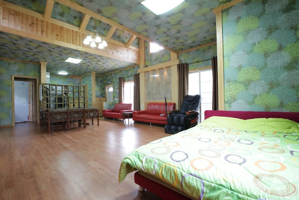 Family Duplex, 2 Bedrooms photo 2