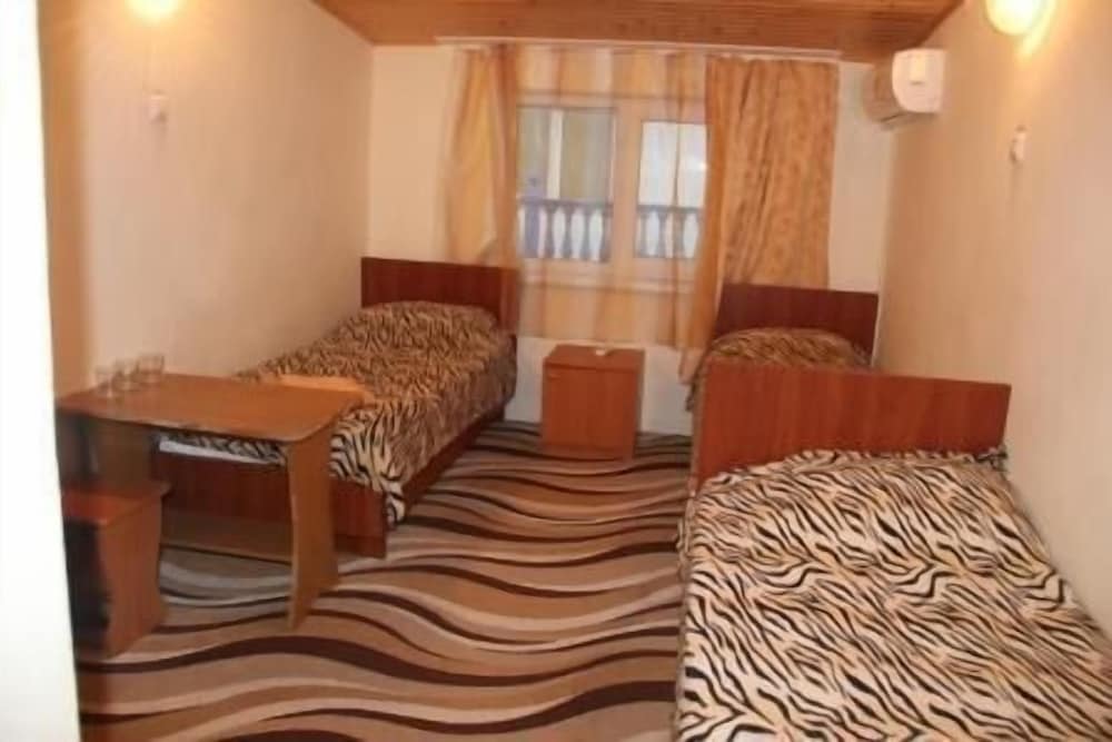 Triple Room photo 2