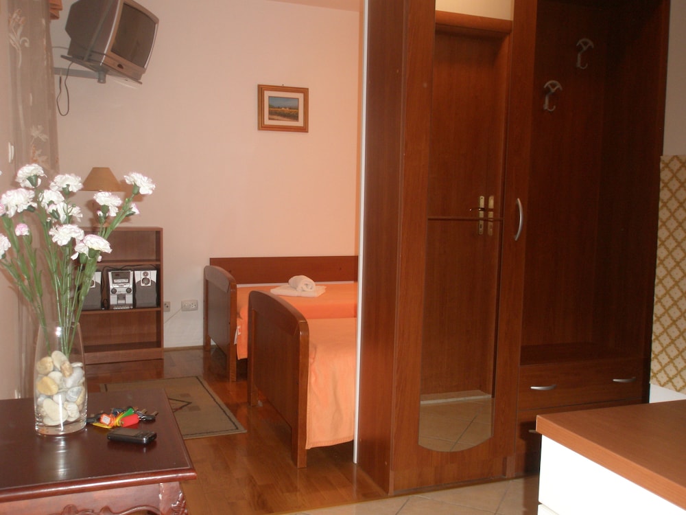 Apartment, 2 Twin Beds photo 1