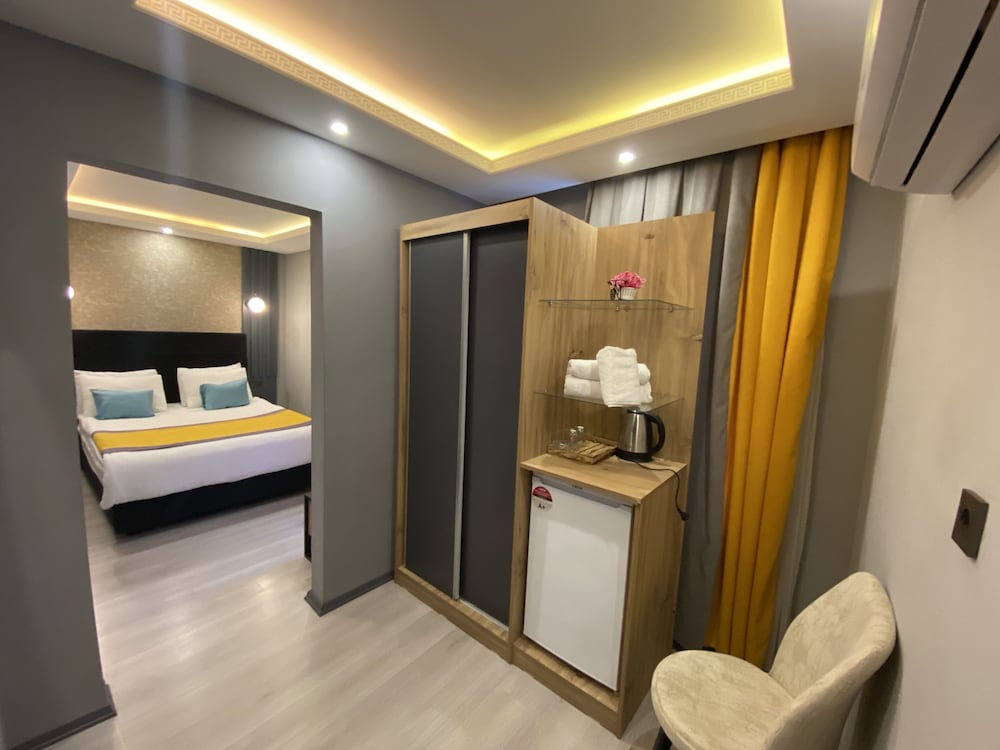 Classic Triple Room