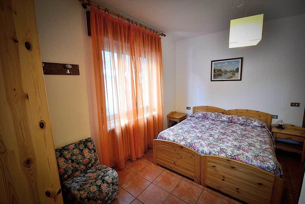 Double or Twin Room photo 2