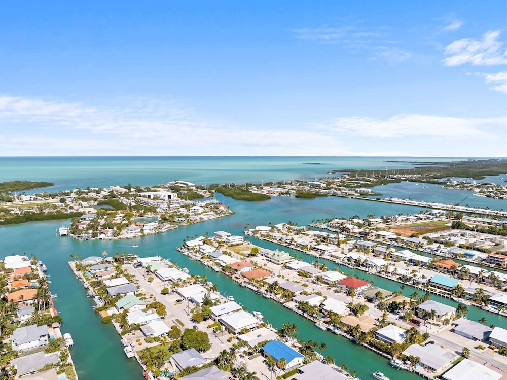 Seabreeze Cove Wasserfront Juwel 38 Fuß Dock Cabana Club, Foto 13
