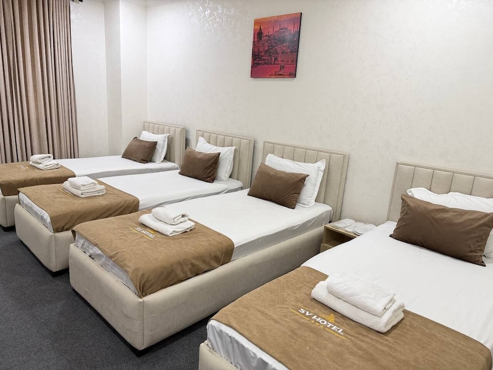 Business Quadruple Room