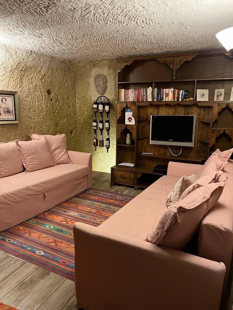 Villa photo 2
