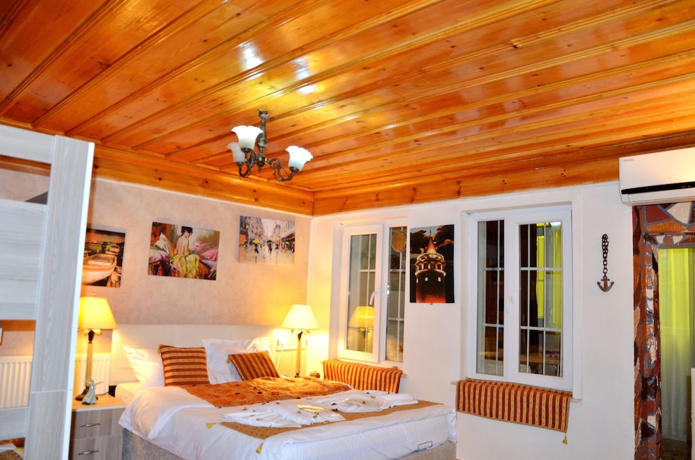Suite, Garden View photo 3