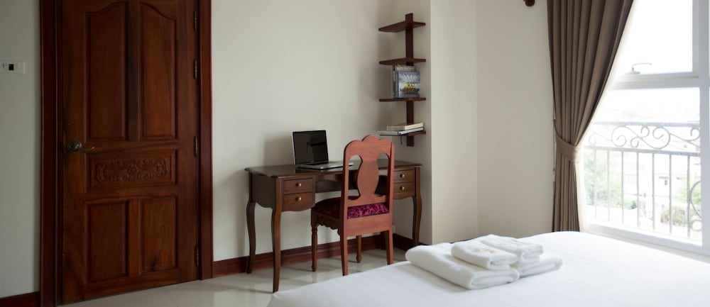Deluxe Room, 1 Bedroom photo 3