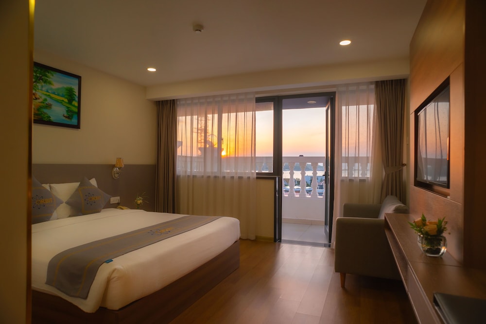 Premier Double/Twin with Sea View photo 1