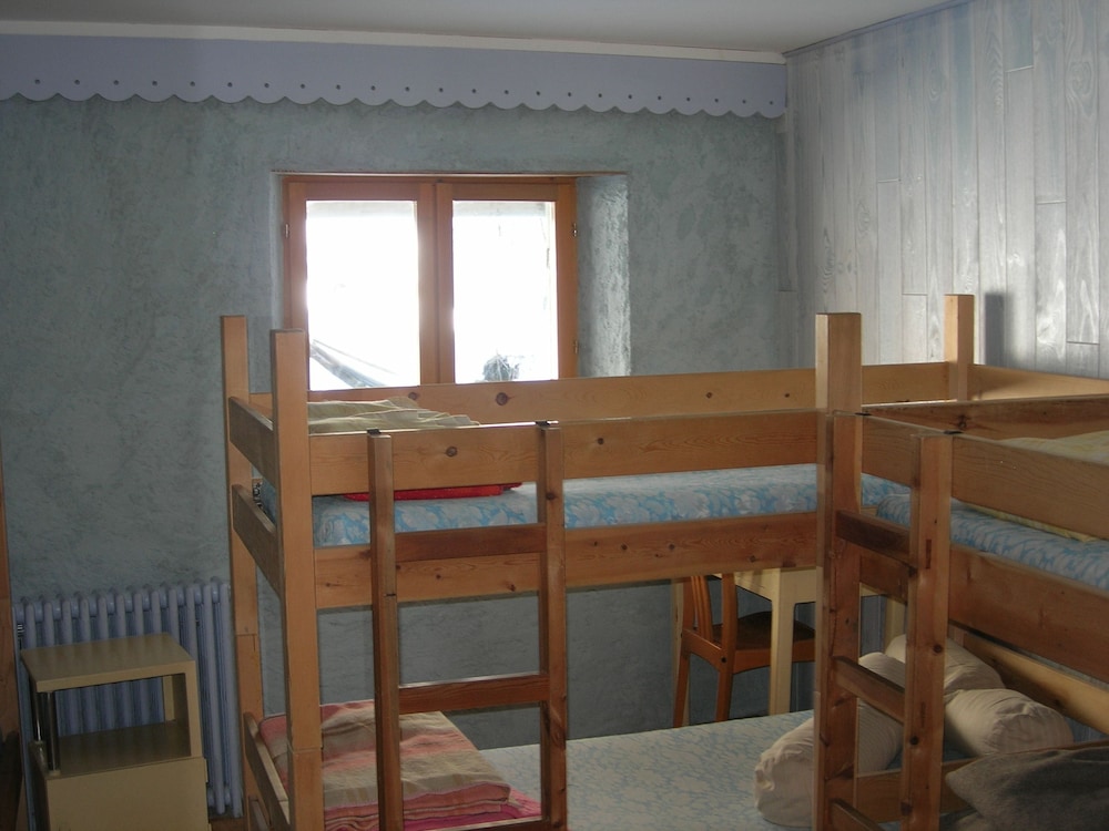 Shared Dormitory (6 pers) photo 1