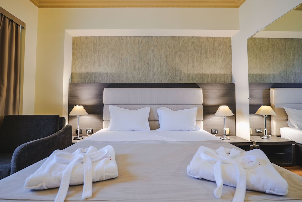 Double or Twin Room, Sea View photo 1