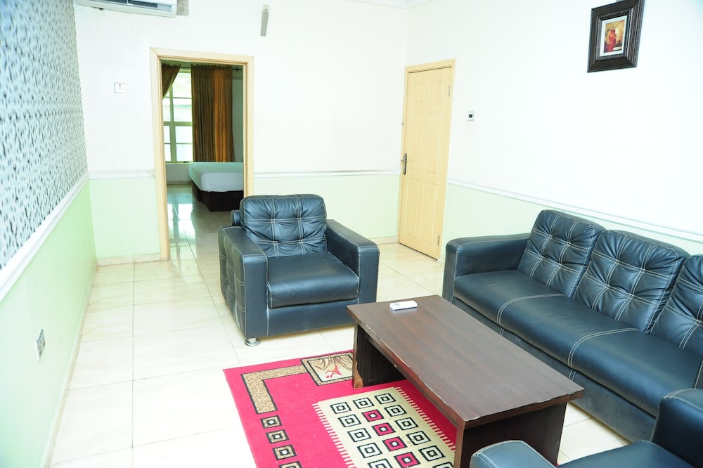 Executive Suite photo 2