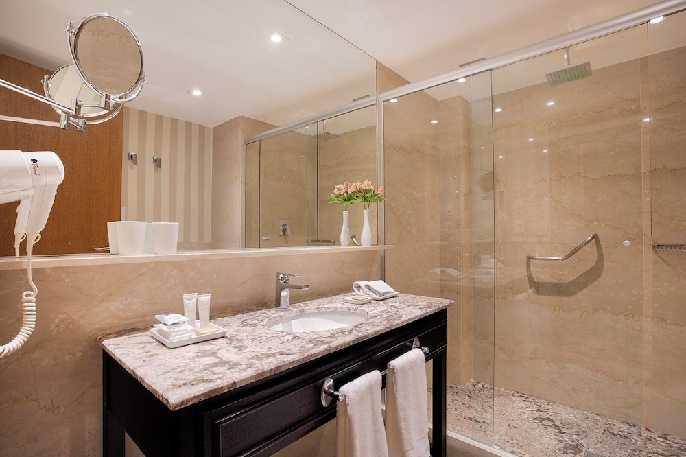 Luxury Twin Room - Photo 4