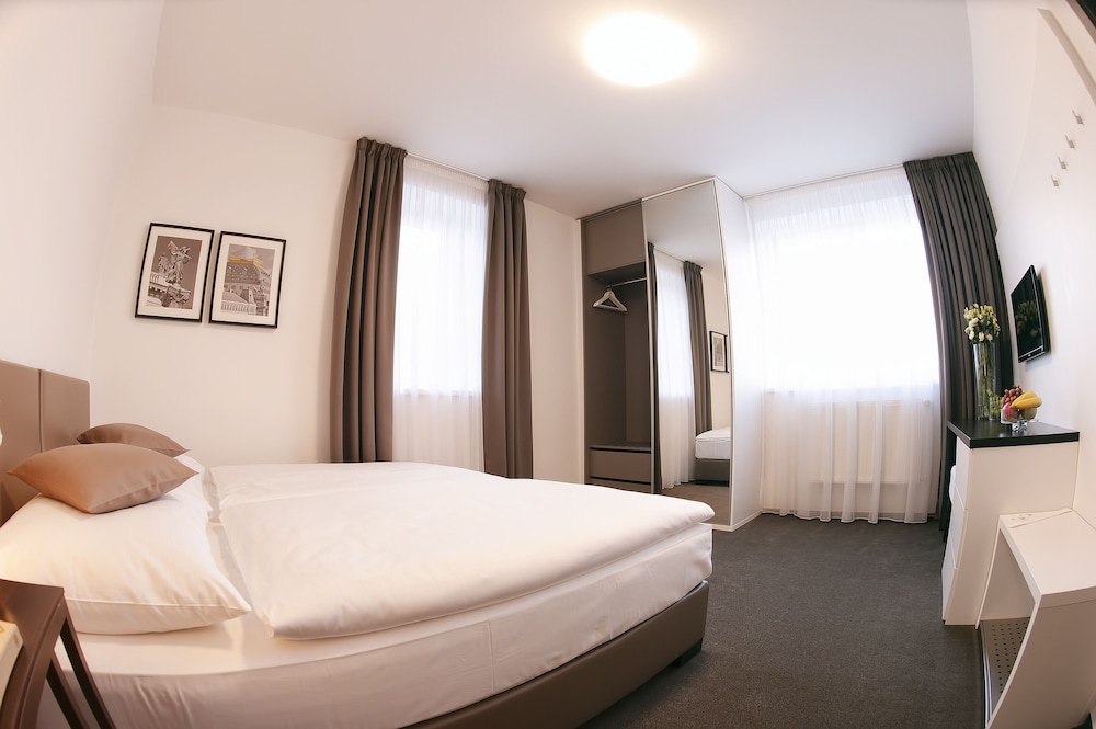 Luxury Double Room, 1 King Bed