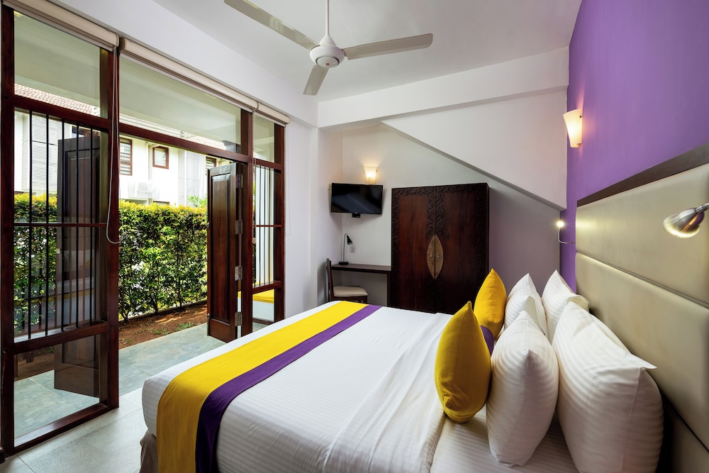 Superior Suite, 1 Bedroom, Garden View photo 2