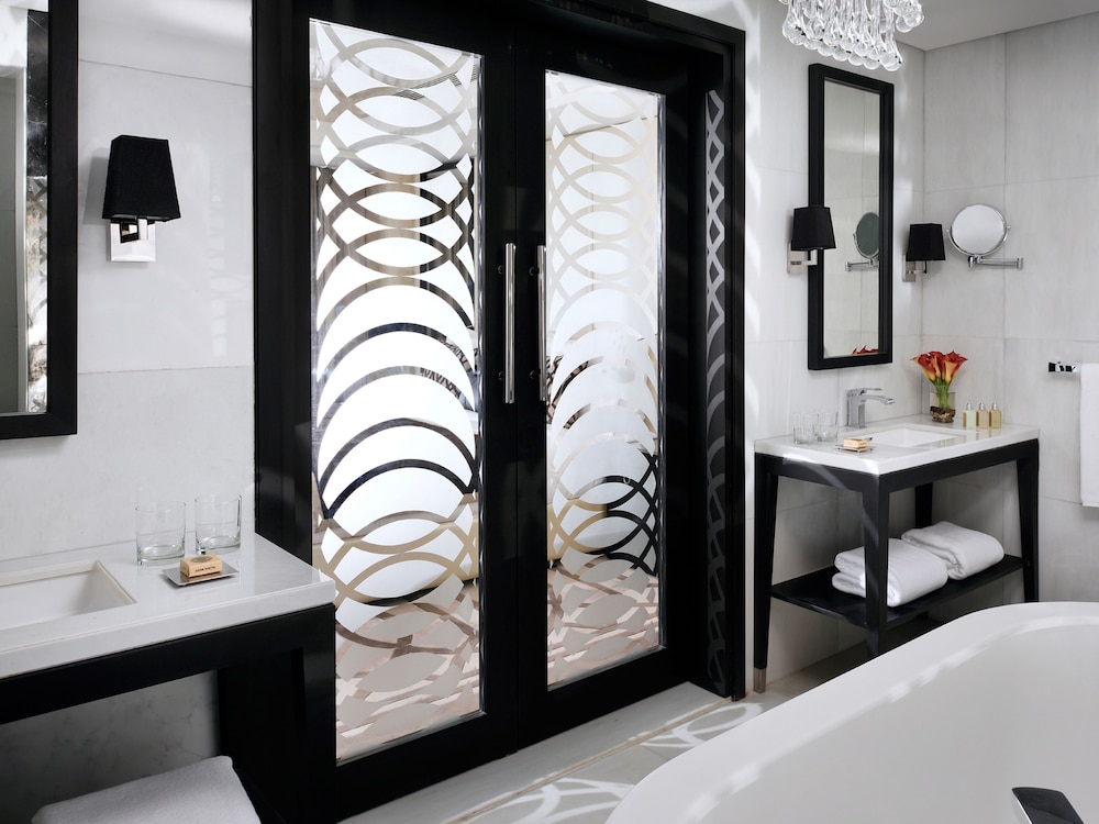 Suite, 2 Bedrooms, Jetted Tub