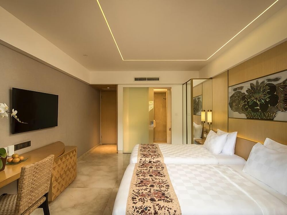 Deluxe Twin Room, Balcony photo 2