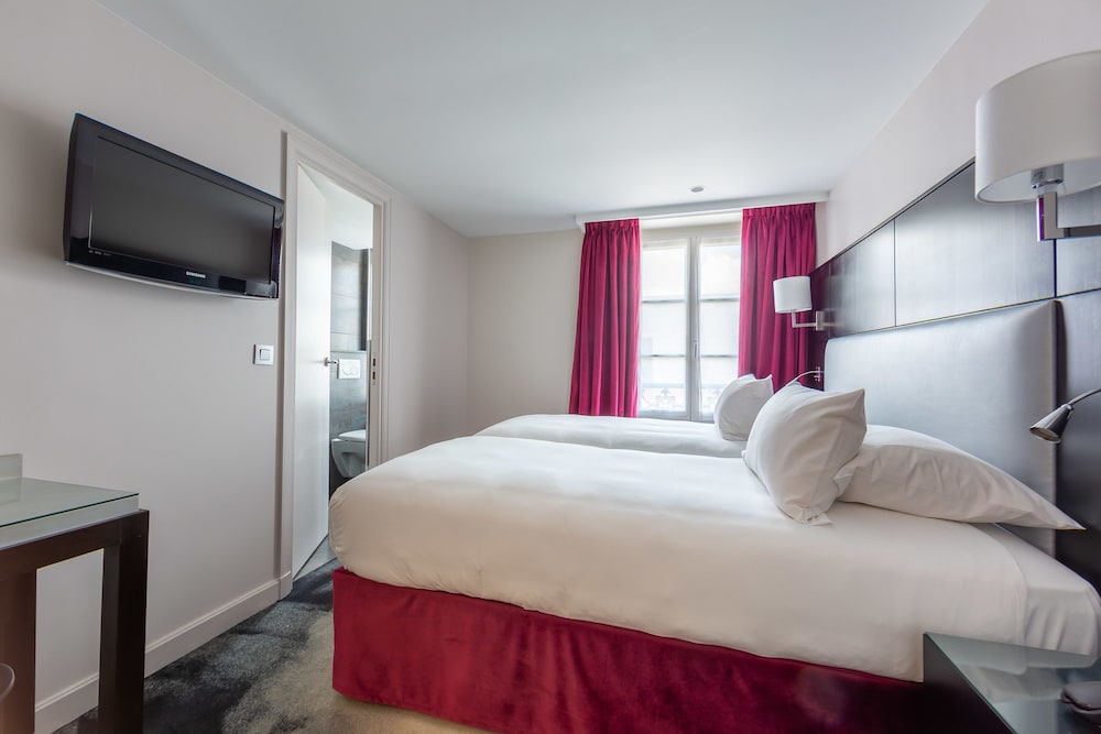 Superior Twin Room photo 2