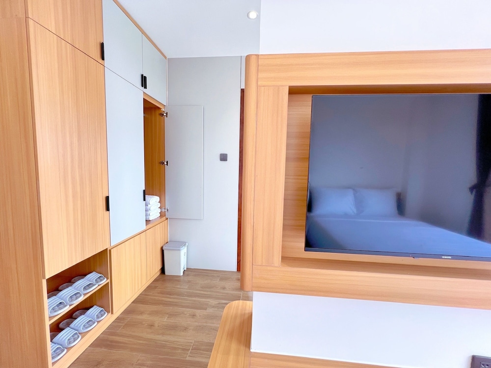Luxury Double Room, Balcony, City View