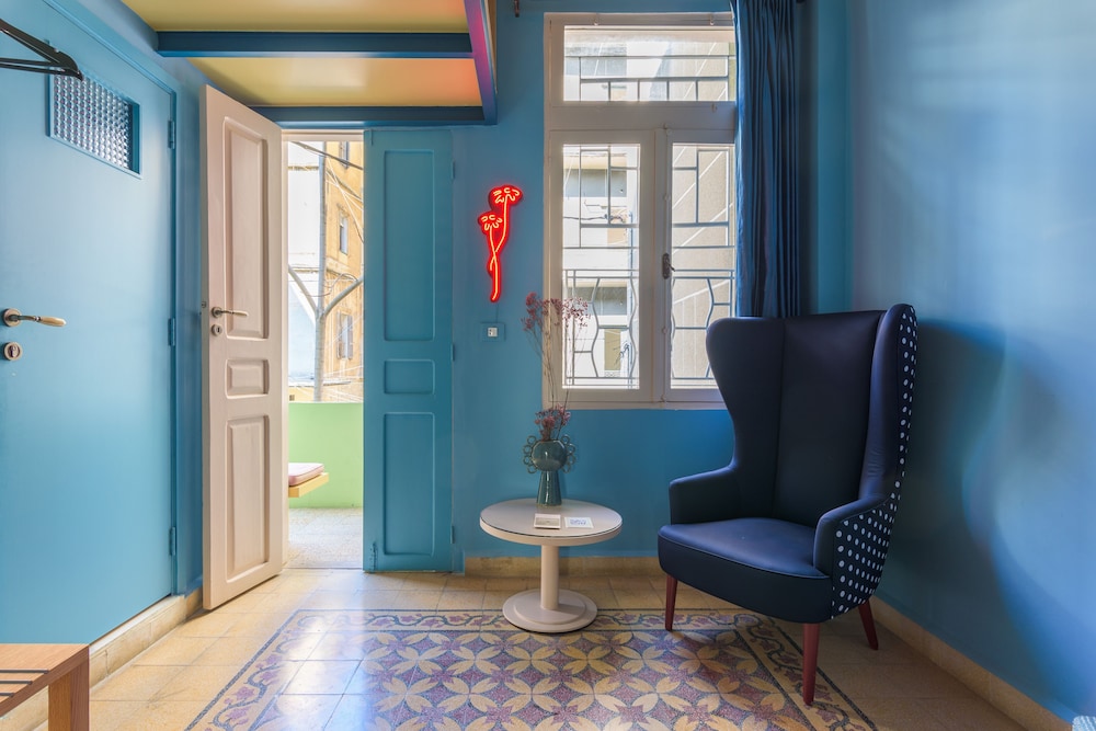 Yasmine Suite photo 3