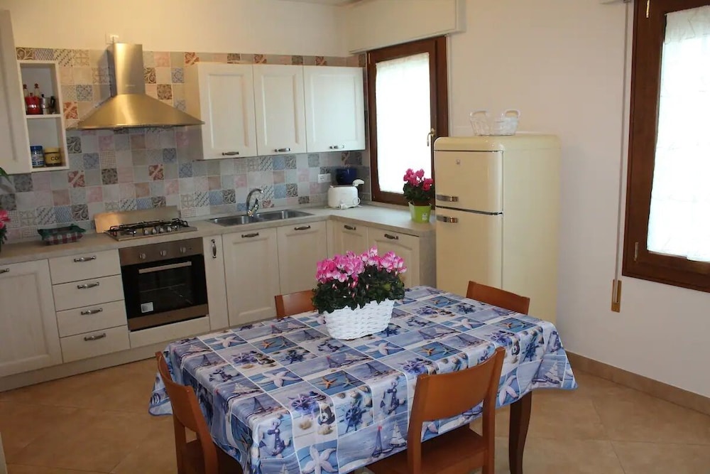 Comfort Apartment, 1 Bedroom, Garden View photo 2
