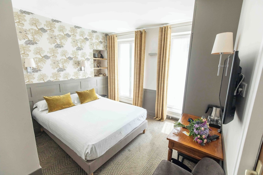 Standard Room, 1 Double Bed thumbnail 6