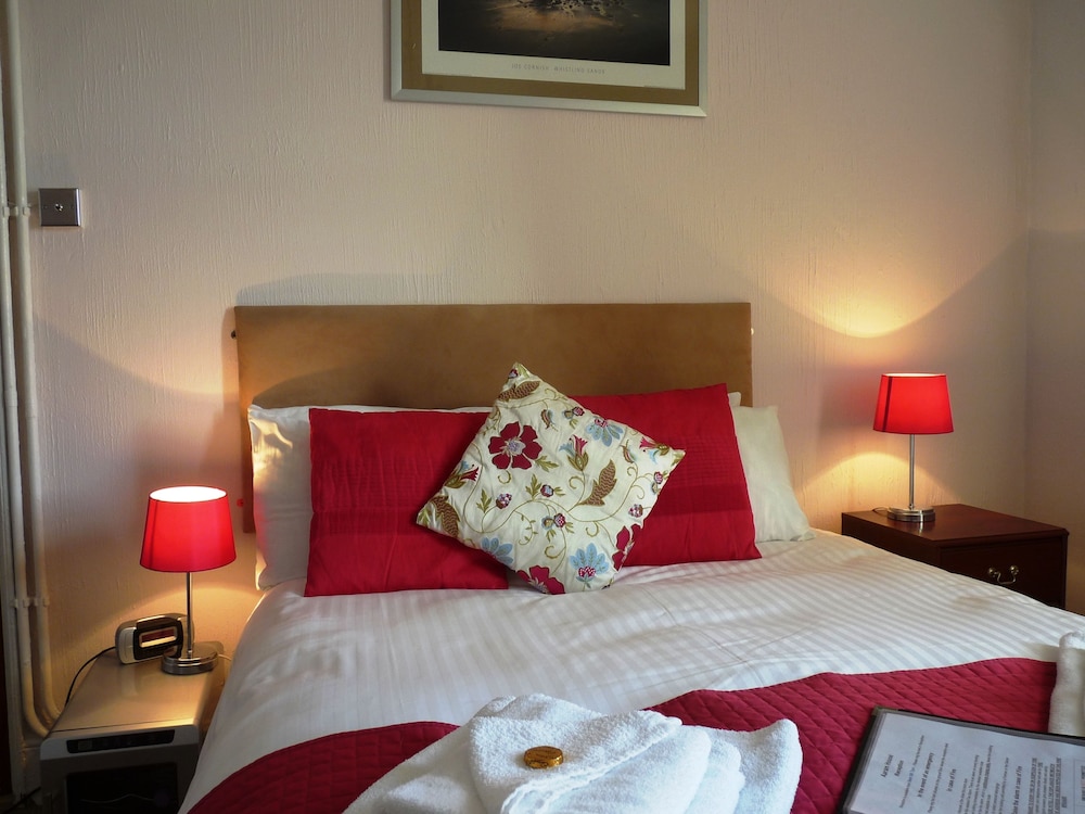 Double Room, Ensuite, Sea View (Room3)