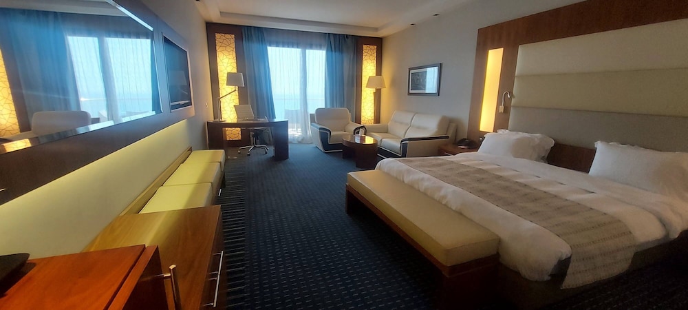 Deluxe Double or Twin Room, 1 Bedroom, Balcony, Pool View
