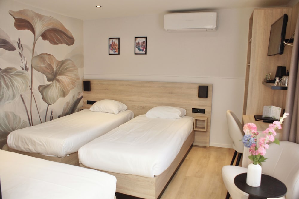 Superior Quadruple Room