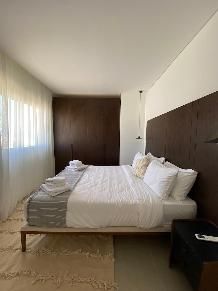 Elite Chalet, 2 Bedrooms, Beachfront photo 2