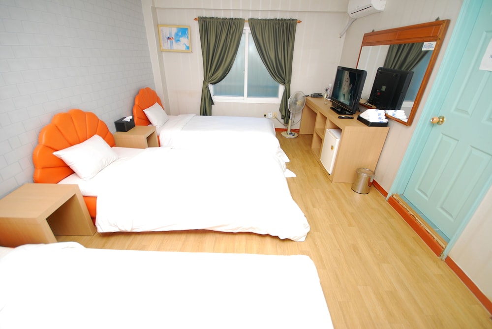 Triple Room photo 3