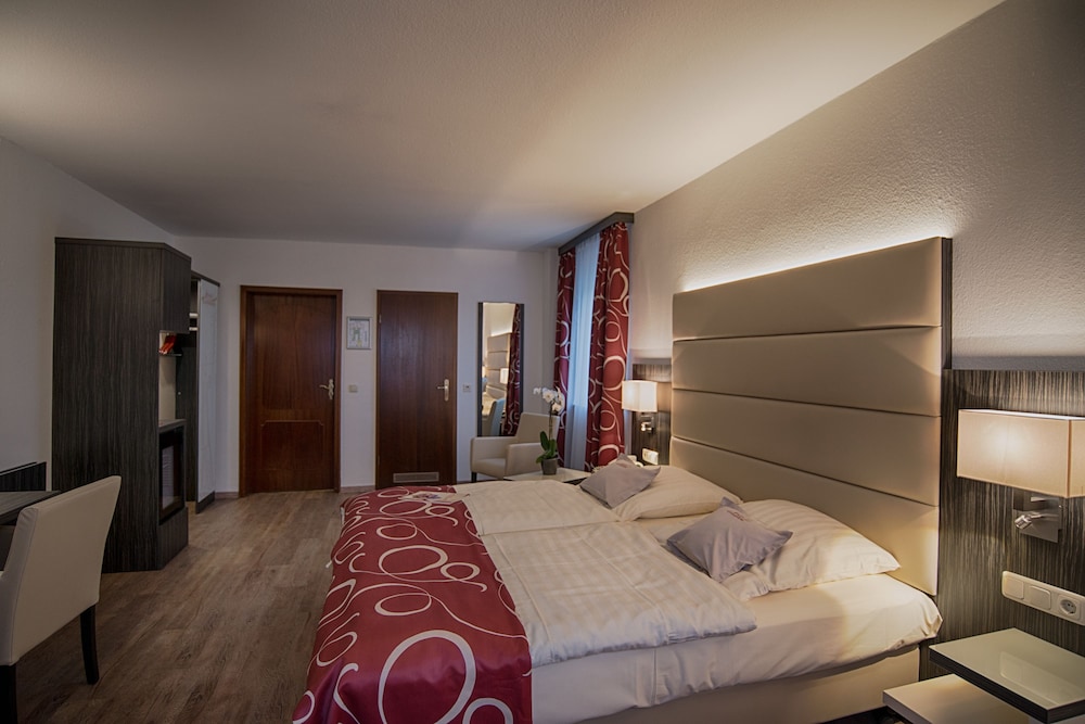 Business Double Room photo 2