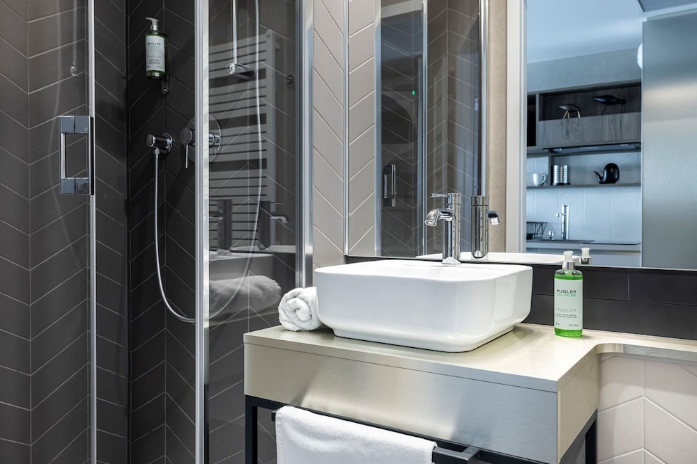 Superior Studio, Private Bathroom - Photo 6