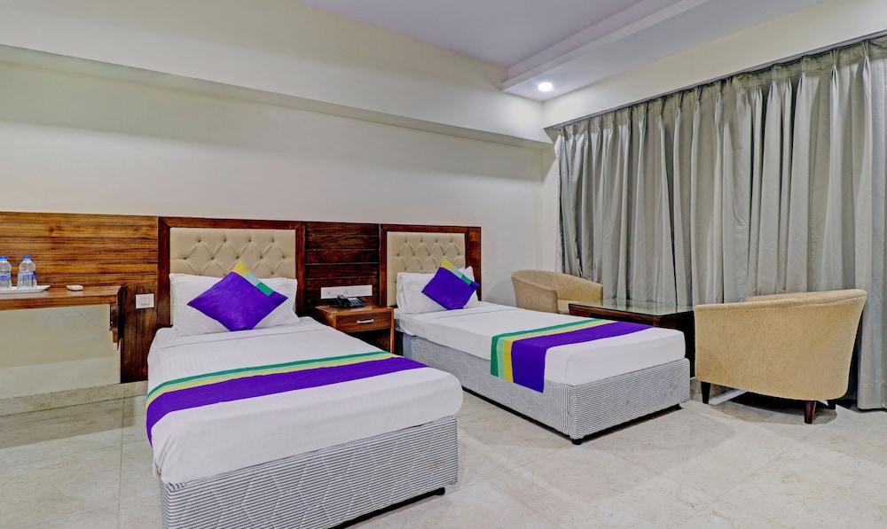 Standard Double Room, City View