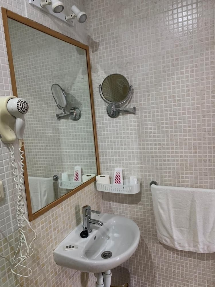Twin Room photo 2