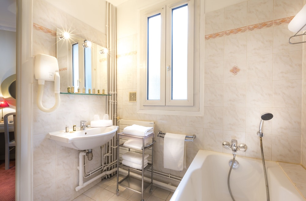 Double Room, Bathtub photo 2