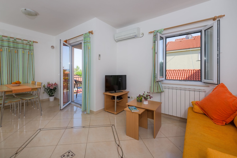 Apartment, 1 Bedroom, Balcony (br.1) photo 3