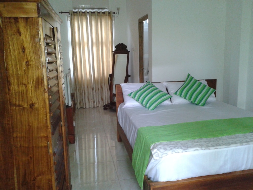 Standard Room, 1 Double Bed, Garden View