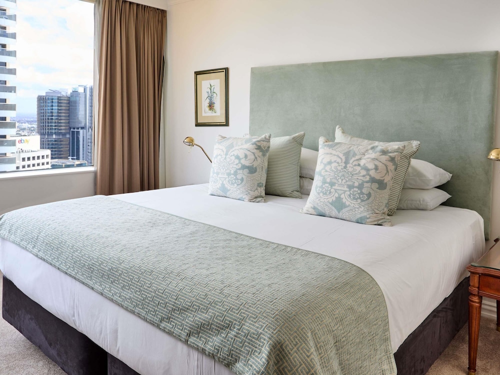 Penthouse, 2 Bedrooms, City View (Non-refurbished) thumbnail 5