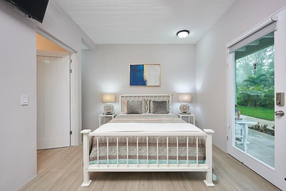 Deluxe Studio Suite, 1 Queen Bed