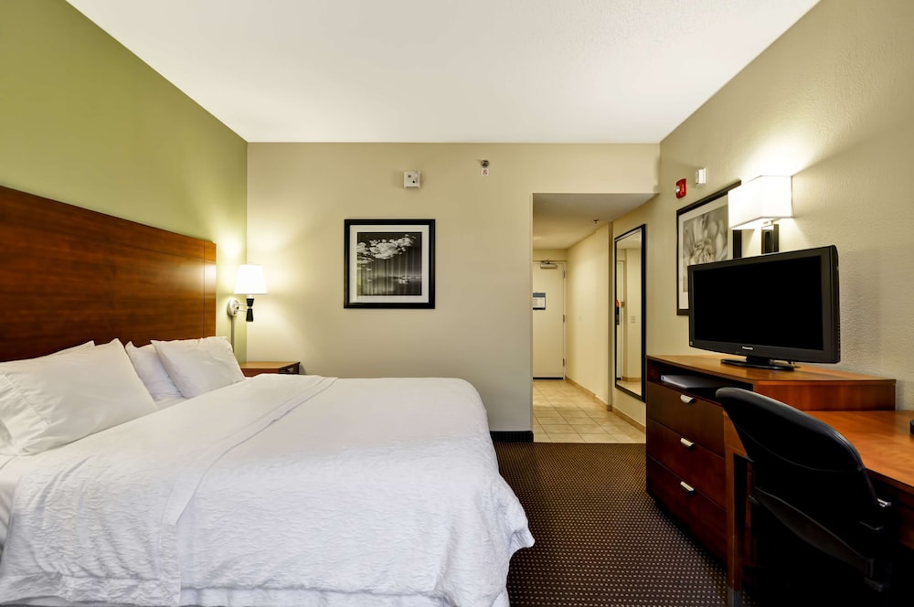 Room, 1 King Bed, Non Smoking - Photo 1