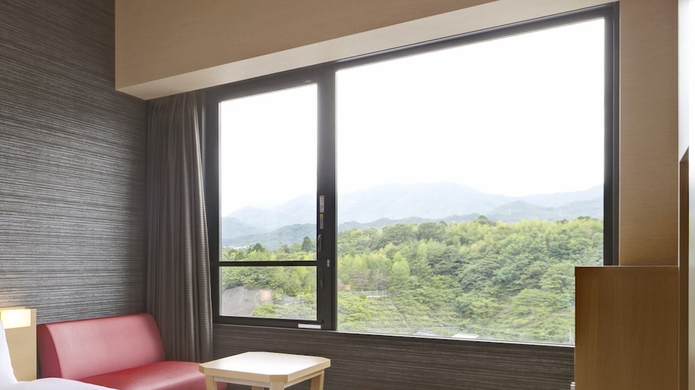 Twin Room, Non Smoking, Mountain View - Photo 5