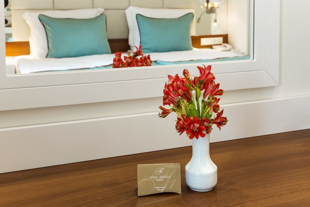 Deluxe Twin Side Sea View - Photo 5