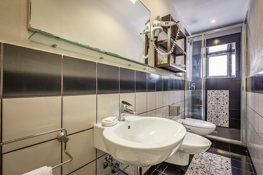 Superior Double Room - Photo 37