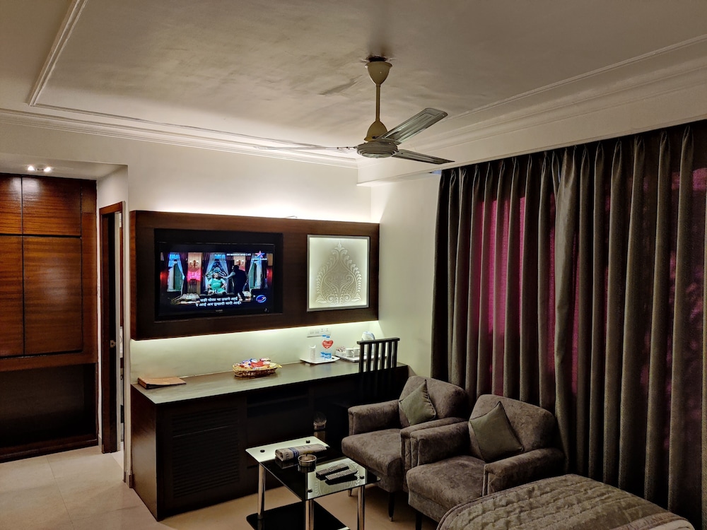 Superior Room - Photo 19